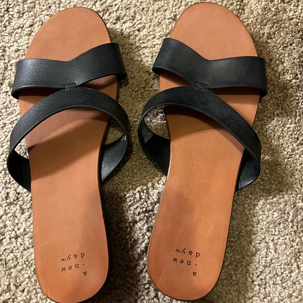 Women’s sandals